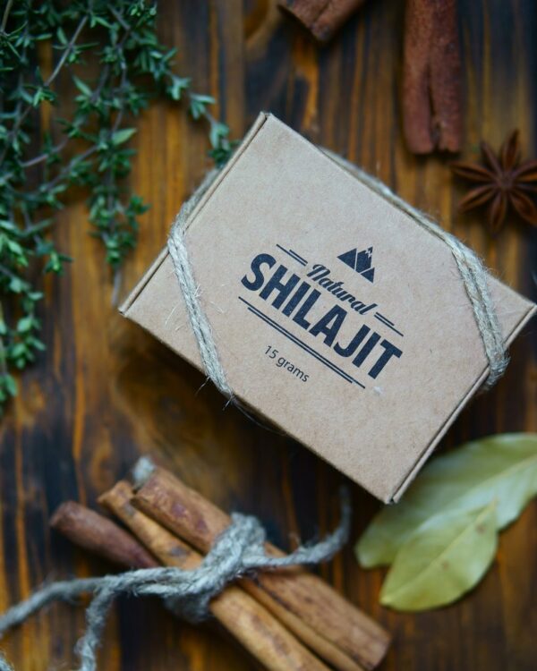 shilajit box with cinnamon and rosemary